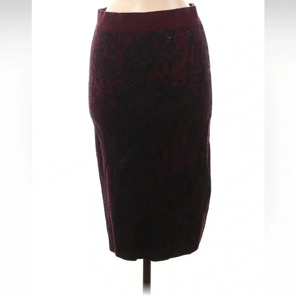 Express X Negin M. knit burgundy midi skirt w/ black snakeskin print M - Picture 2 of 5